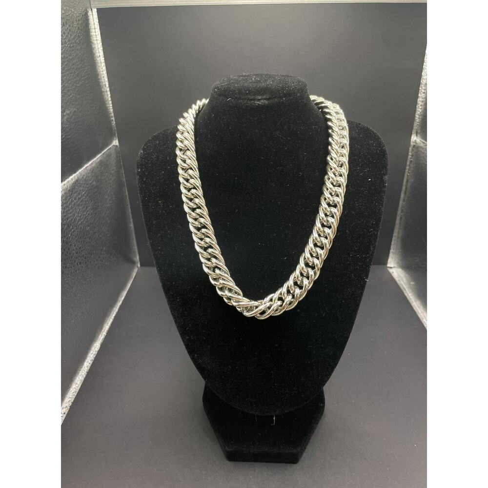 Vintage Coro Signed Shiny Silver Tone Metal Chunky Cuban Link Chain Necklace 19”